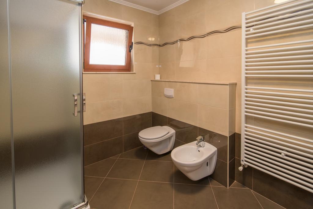 Apartman Slavko Krk Town Esterno foto