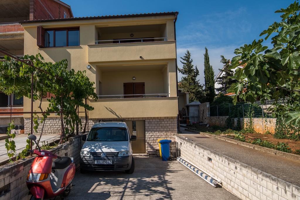 Apartman Slavko Krk Town Esterno foto