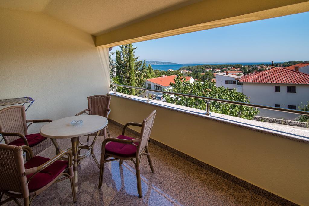 Apartman Slavko Krk Town Esterno foto