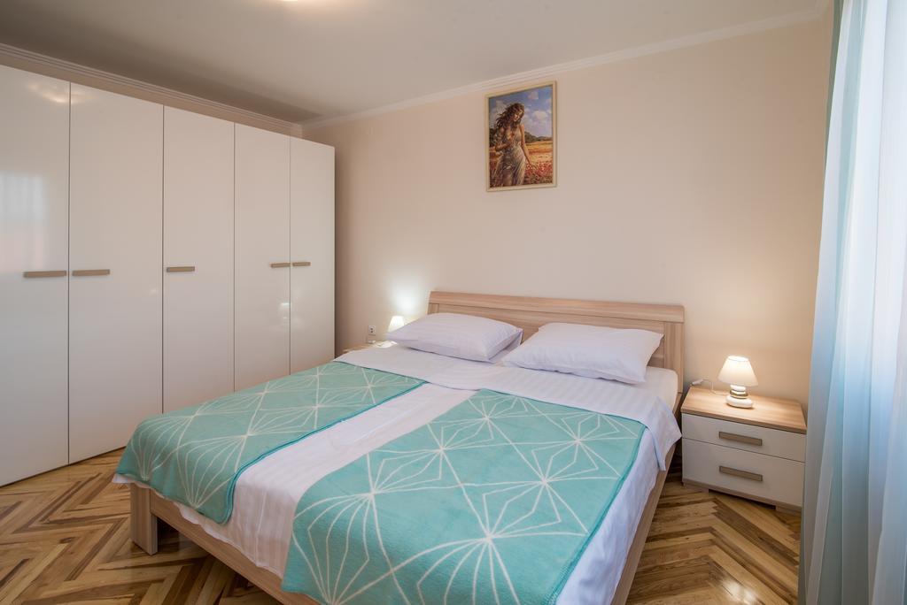 Apartman Slavko Krk Town Esterno foto